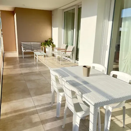 Ulisse Palace アパート